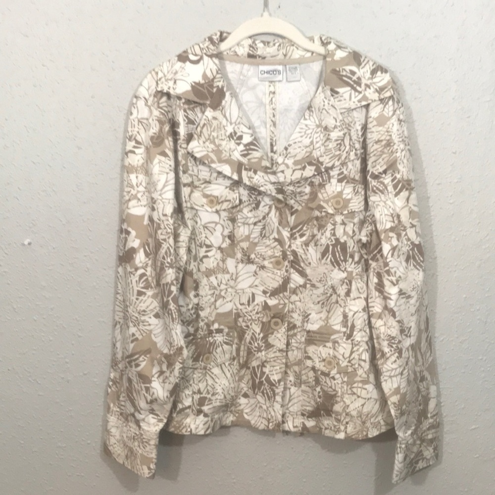 Chico’s Khaki Palm Leaf Print White Cotton Stretch Jacket size 3 equals‎ XL
